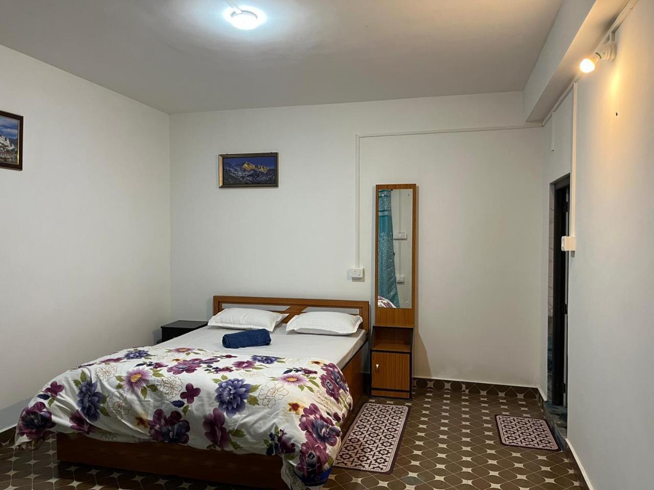 Pradhan Homestay Mirik - Homestay Beside Mirik Lake Exterior photo