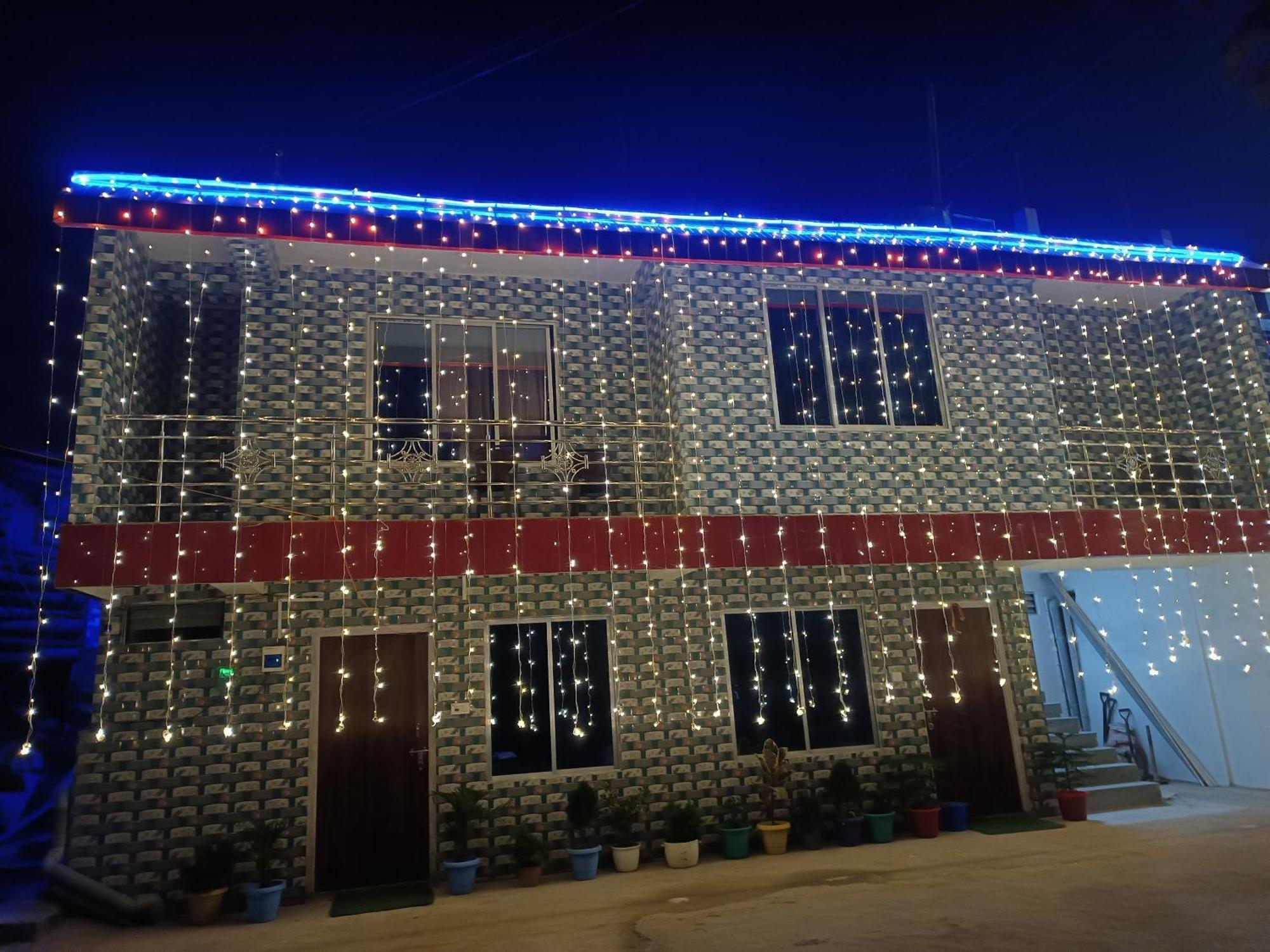 Pradhan Homestay Mirik - Homestay Beside Mirik Lake Exterior photo